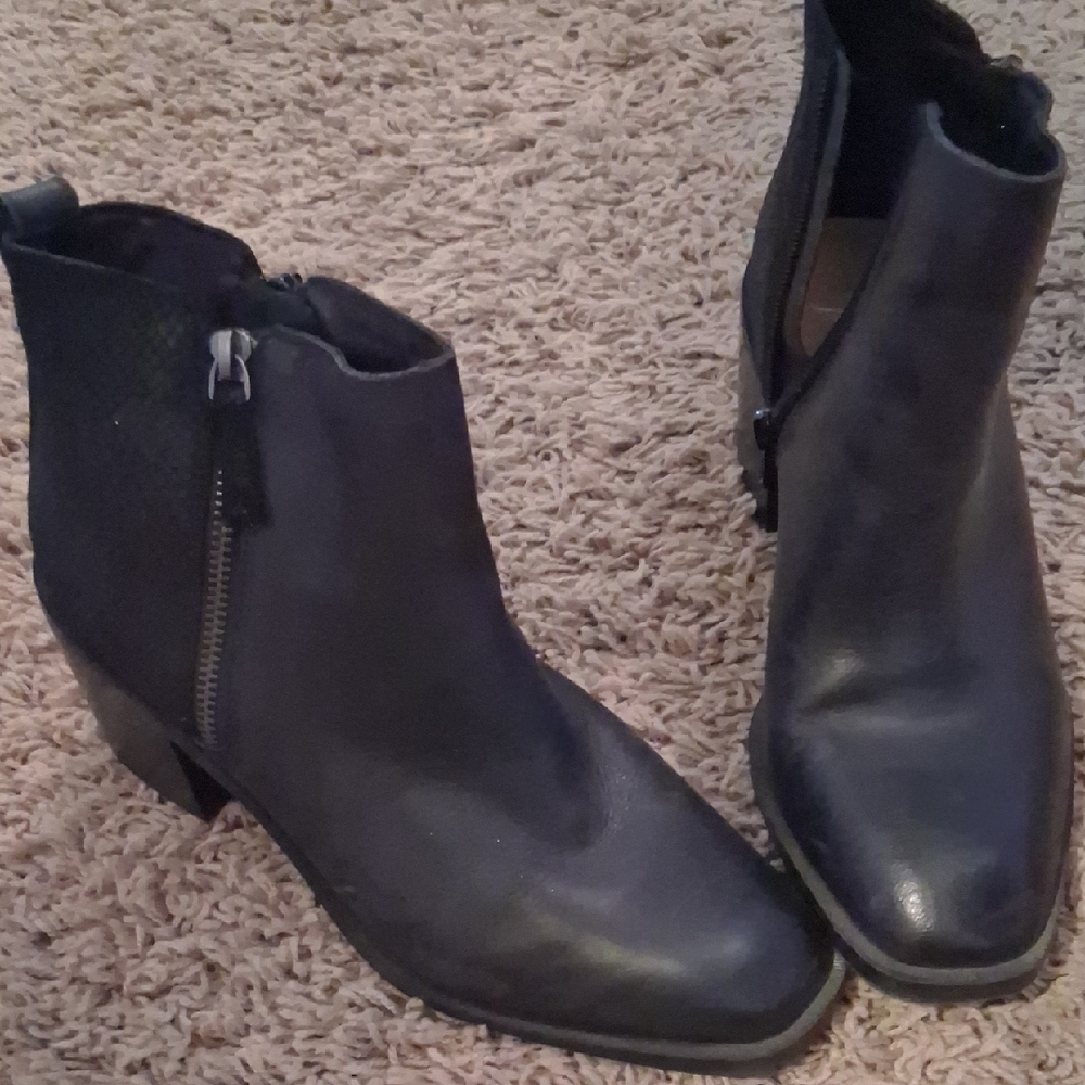 Crown Black Ankle Booties